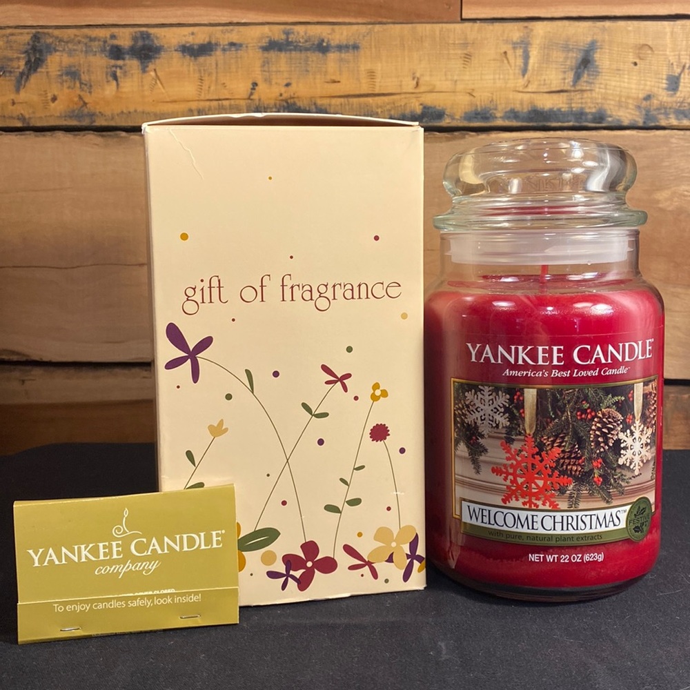 Retired Yankee candle Welcome Christmas NIB 22oz u